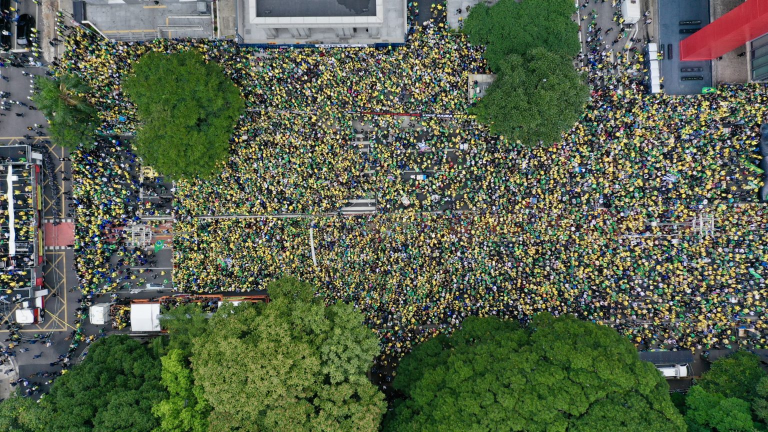 Manifestação na Paulista em favor da anistia