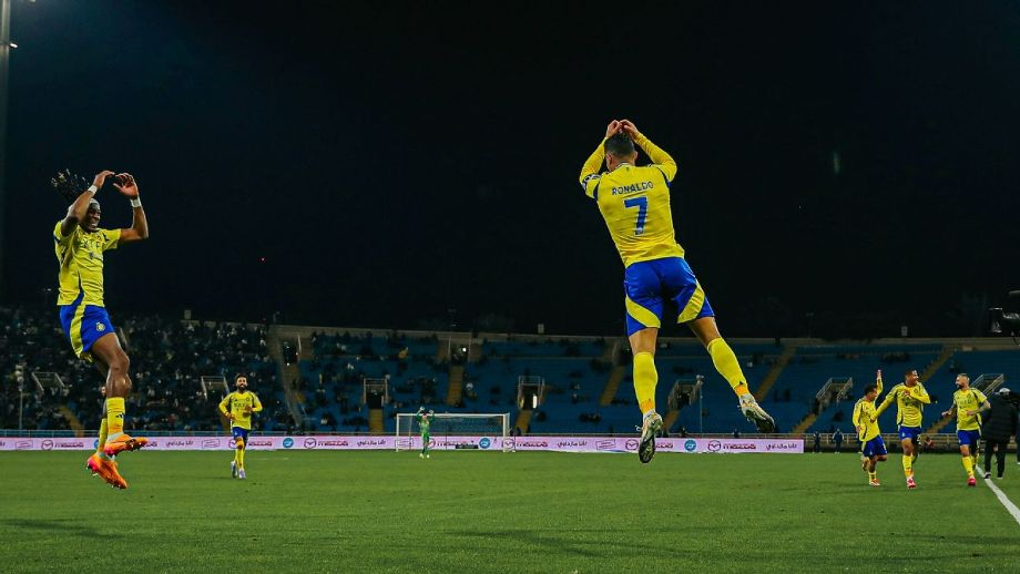 Comemoração de Cristiano Ronaldo após gol pelo Al Nassr