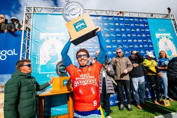 Yago Dora: A Consagração do Brasileiro com Título Histórico na WSL em Portugal