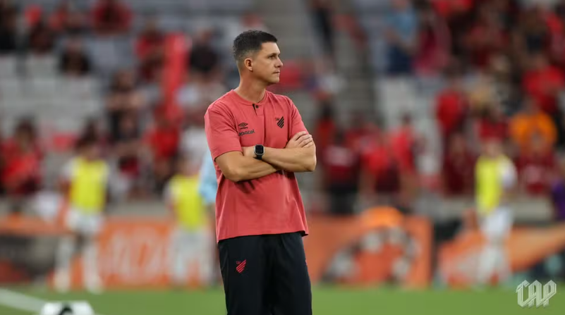 Barbieri estreia com vitória
